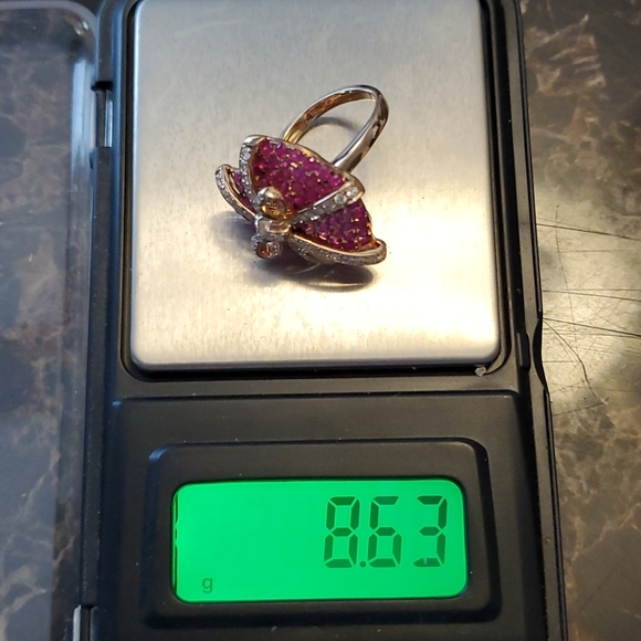 SOLD!! 18kt ROSE GOLD RUBY & DIAMOND RING - Picture 9 of 9